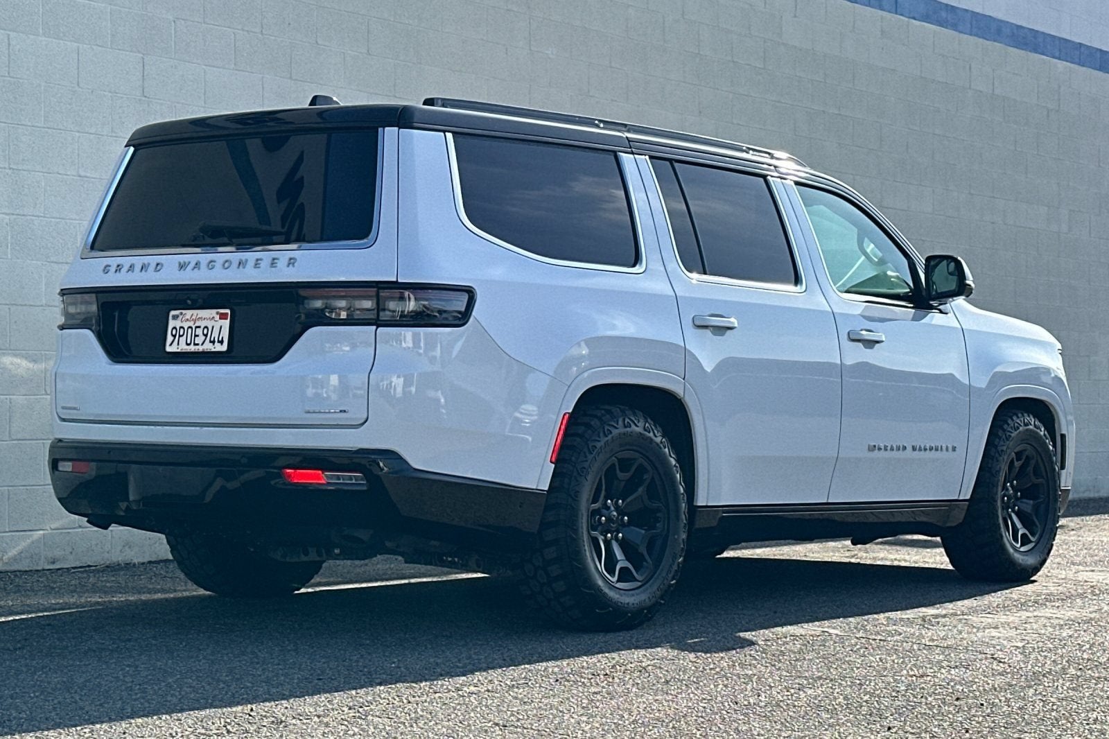 2023 Jeep Grand Wagoneer Series II