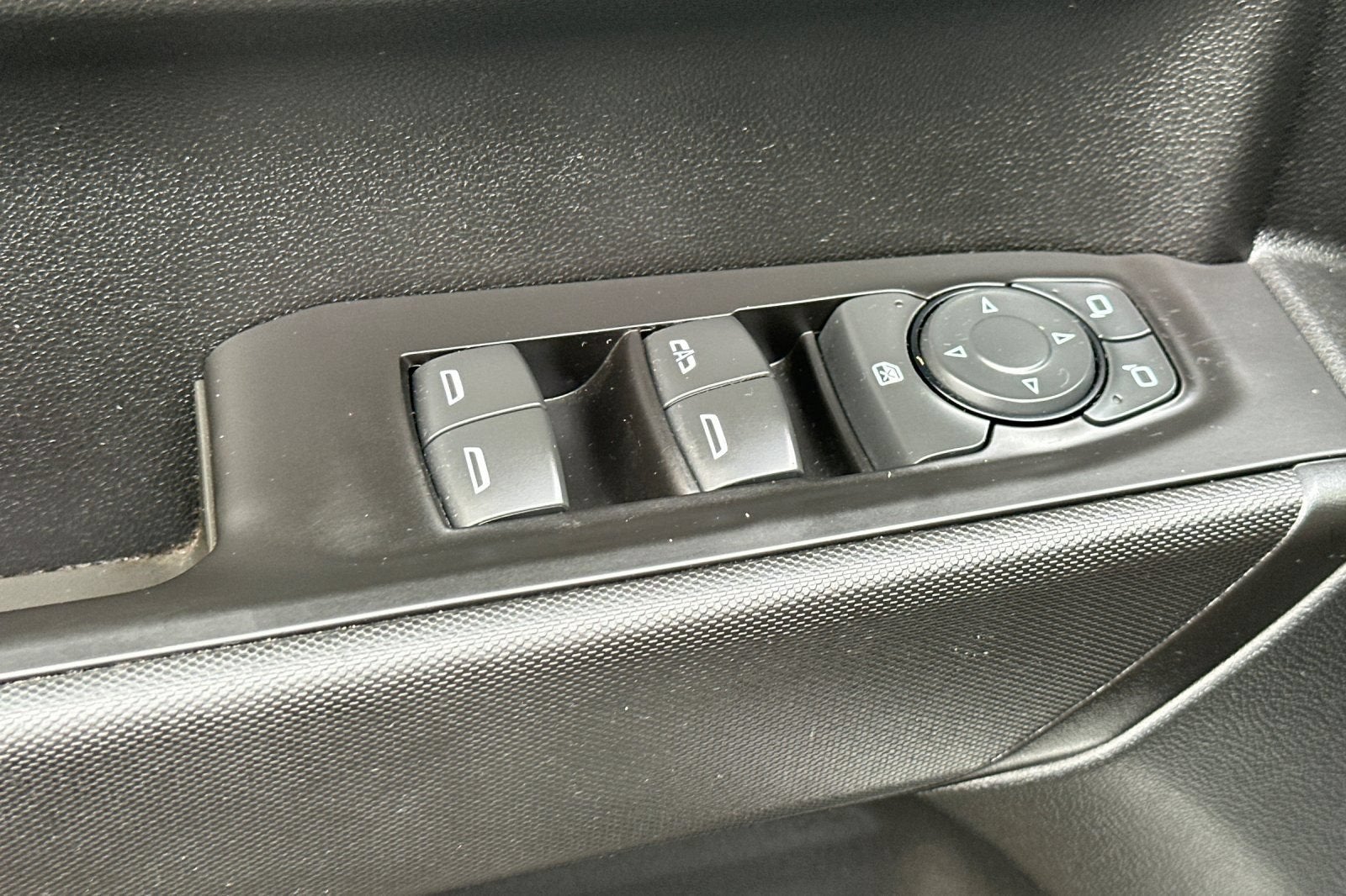 2021 Chevrolet Silverado 1500 Custom - Photo 12