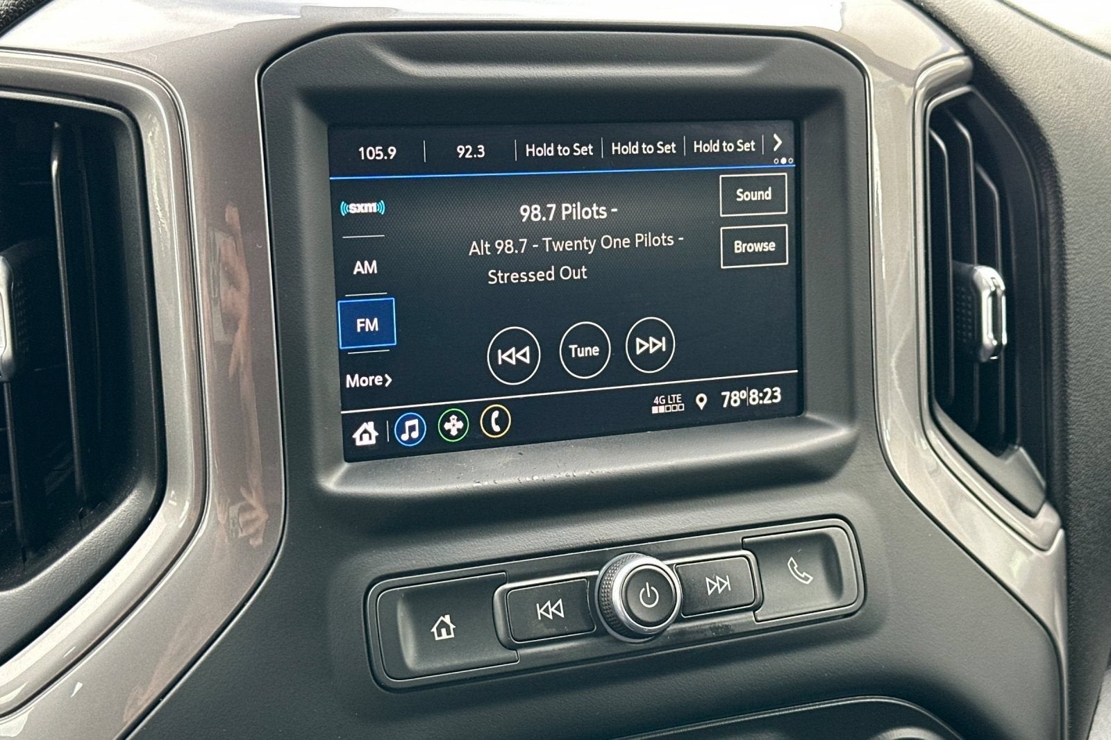 2021 Chevrolet Silverado 1500 Custom - Photo 24