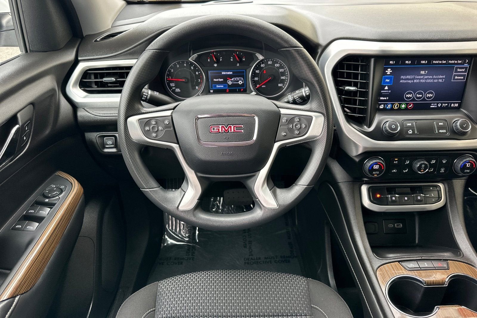 2023 GMC Acadia SLE