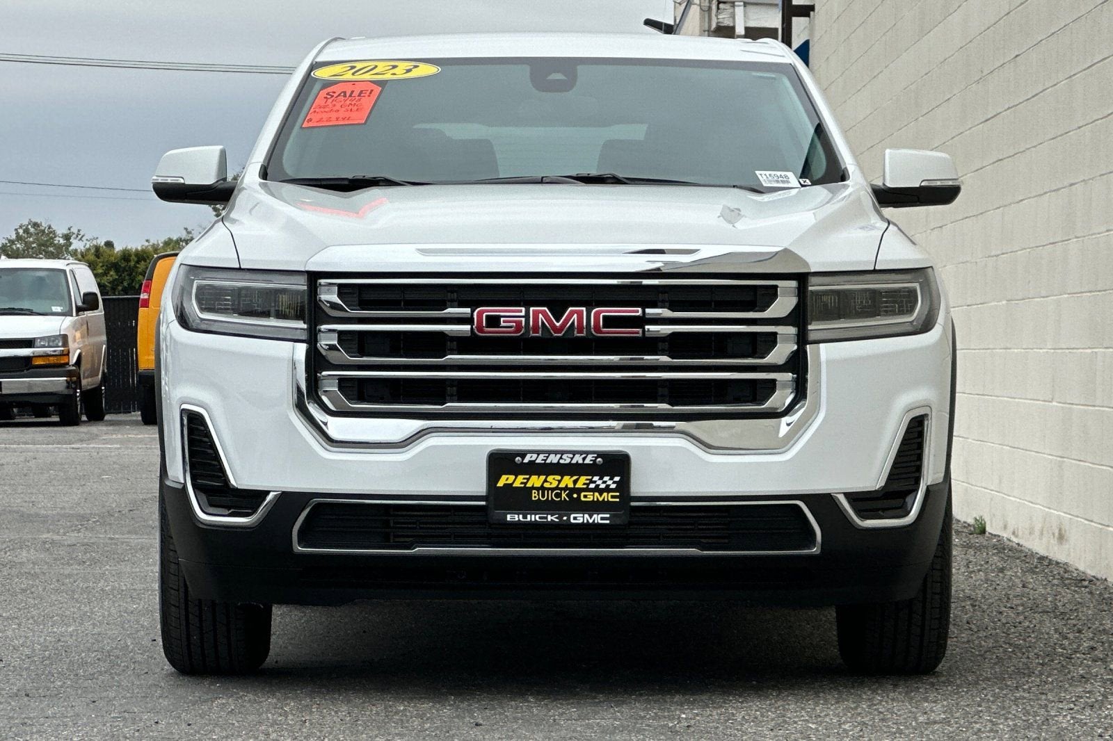 2023 GMC Acadia SLE