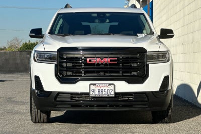 2023 GMC Acadia SLE