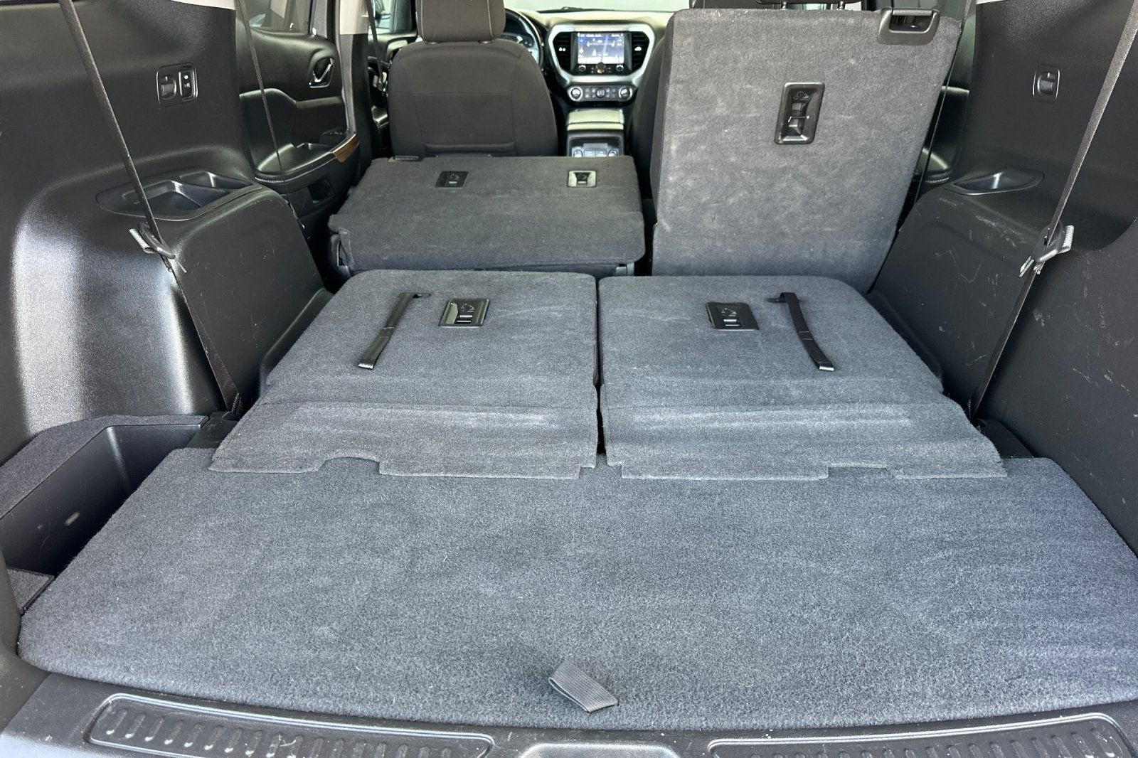 2020 GMC Acadia SLE