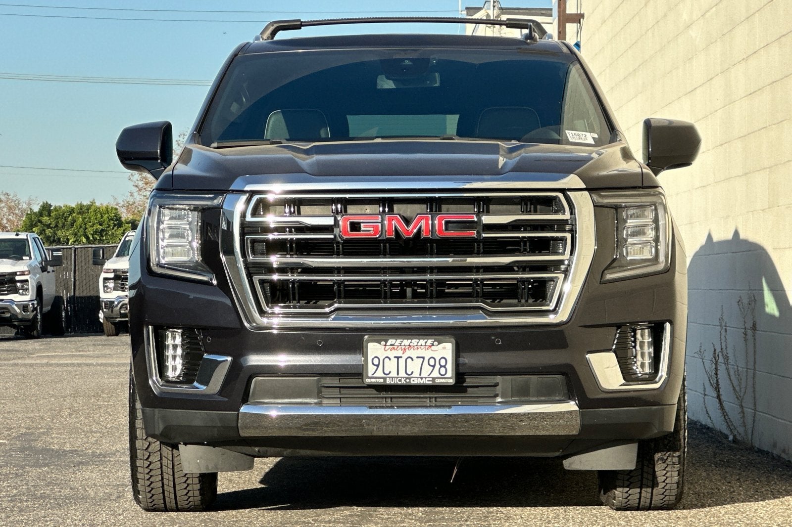2023 GMC Yukon XL SLT