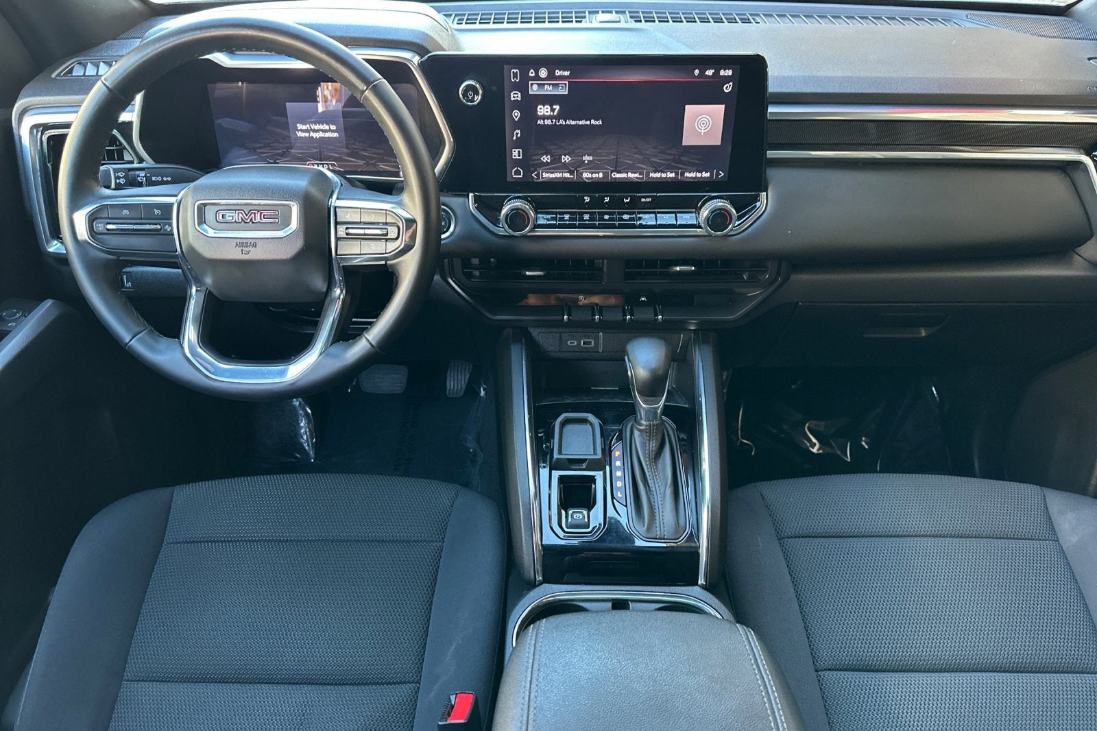 2024 GMC Canyon Elevation