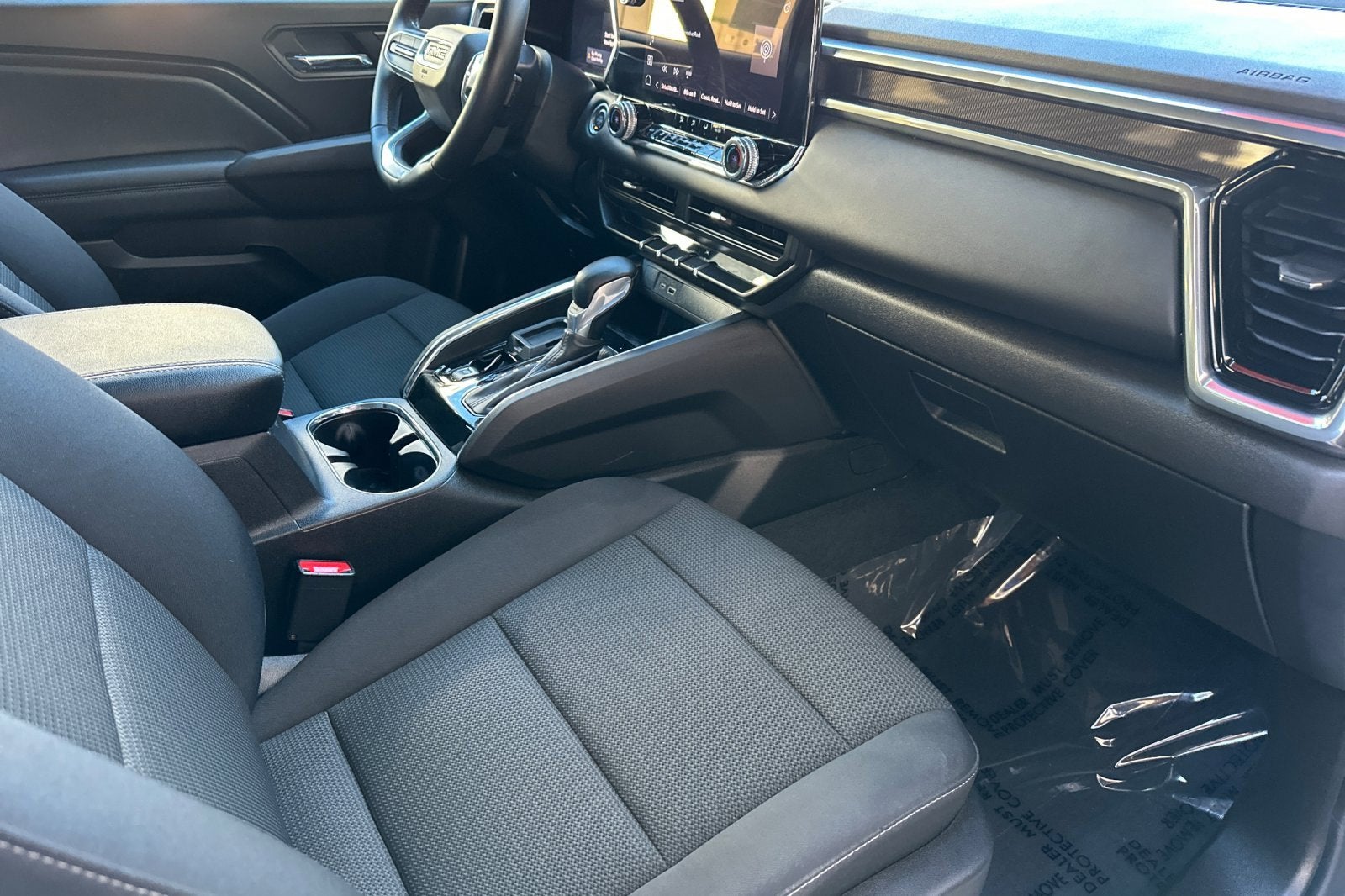 2024 GMC Canyon Elevation