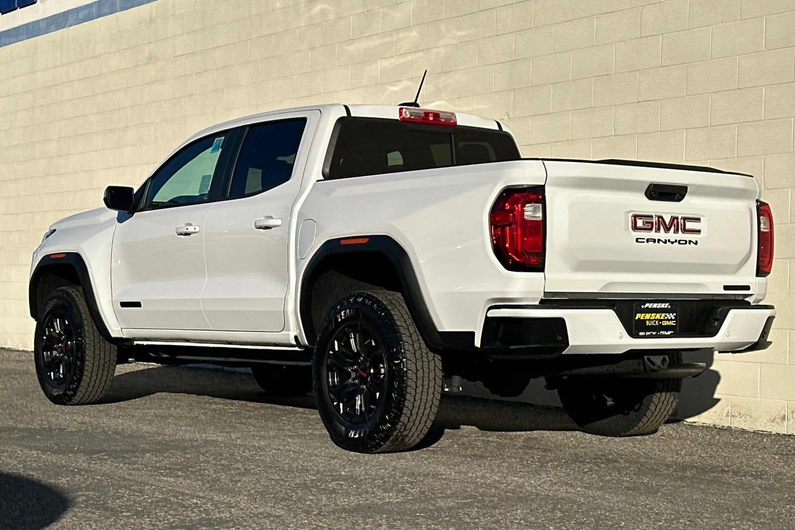 2024 GMC Canyon Elevation