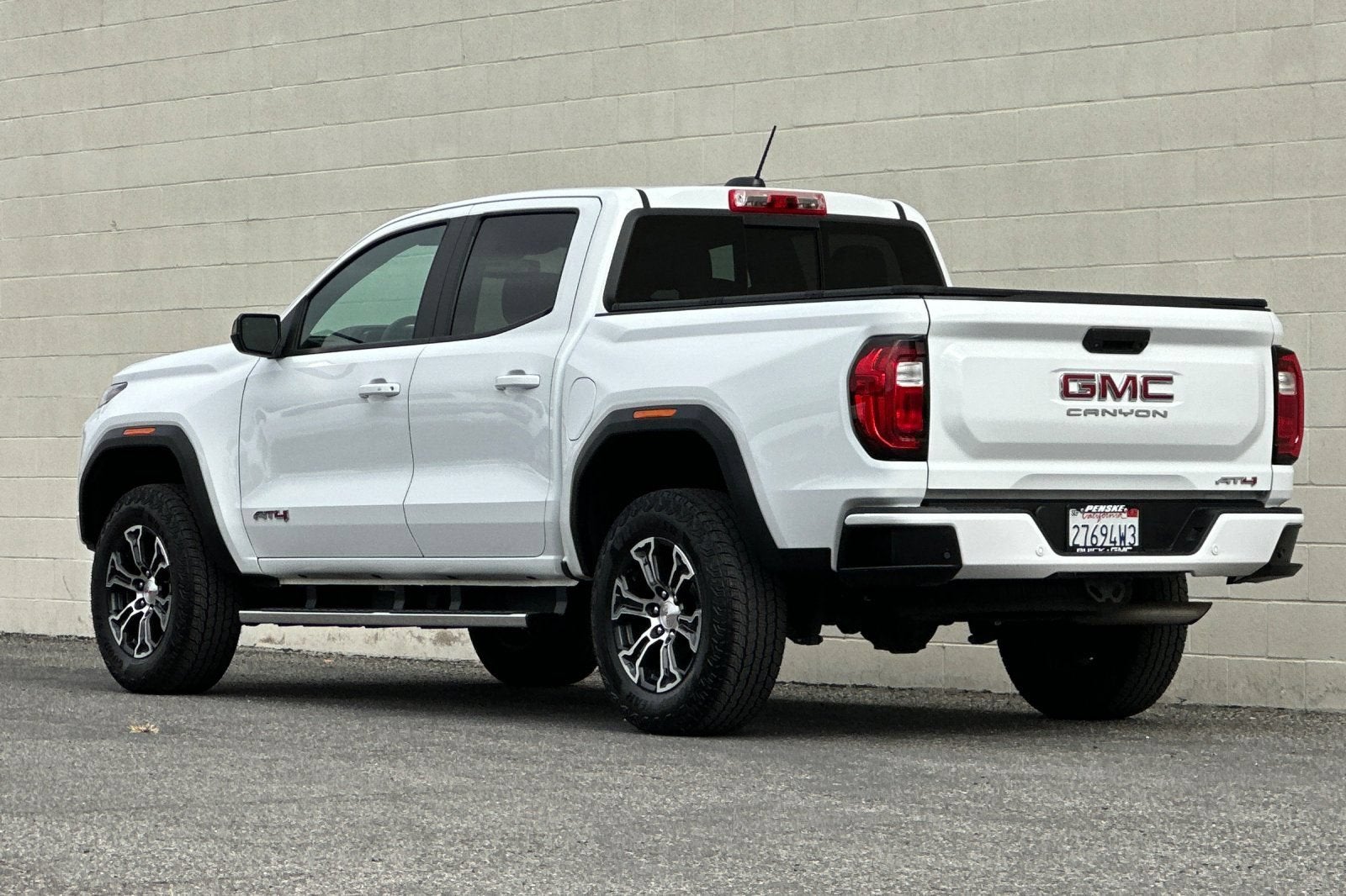 2023 GMC Canyon AT4