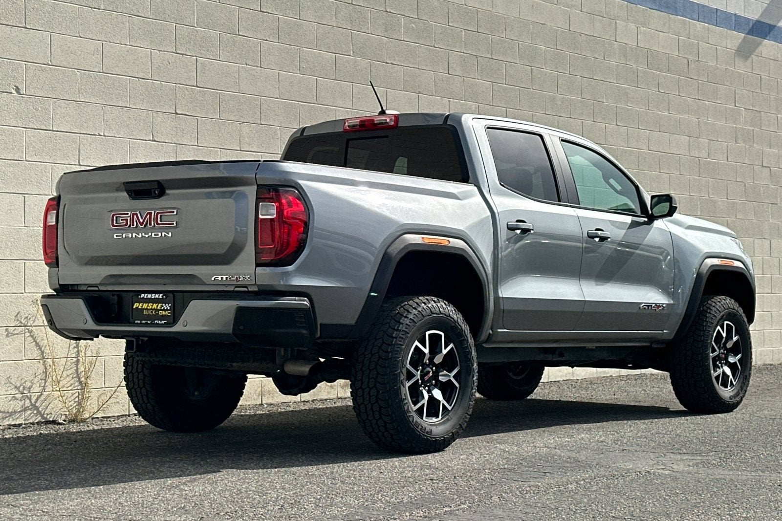 2024 GMC Canyon AT4X
