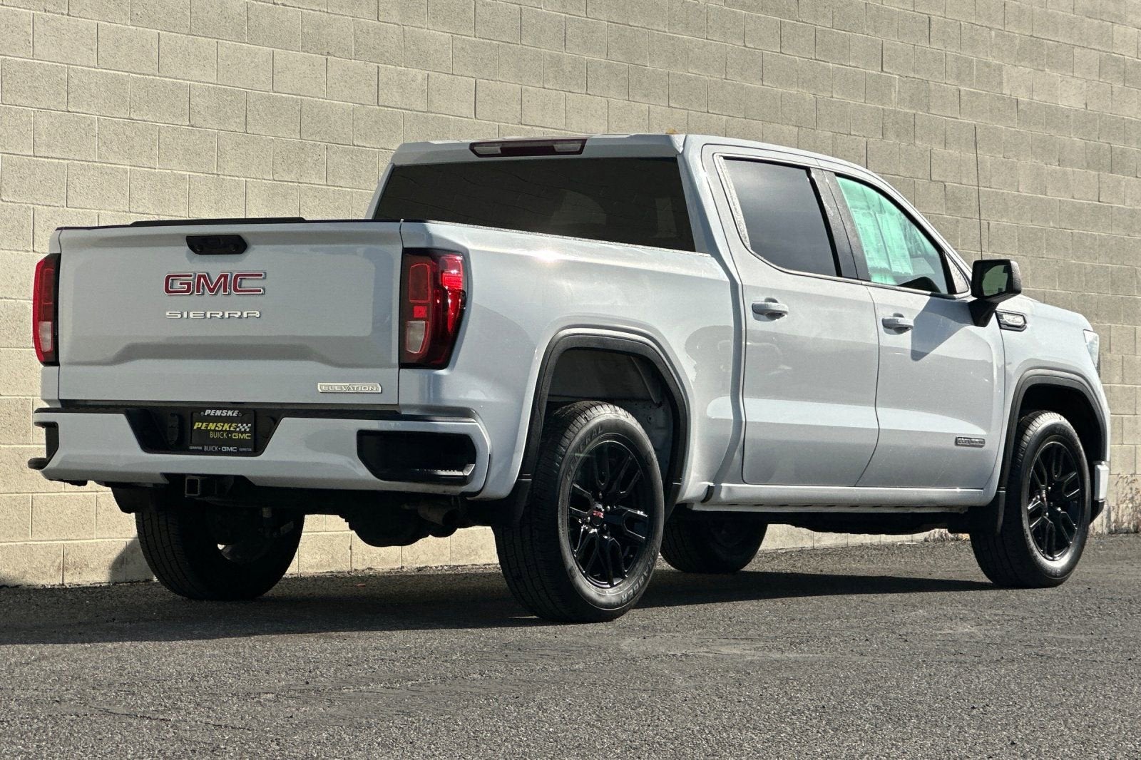 2023 GMC Sierra 1500 Elevation