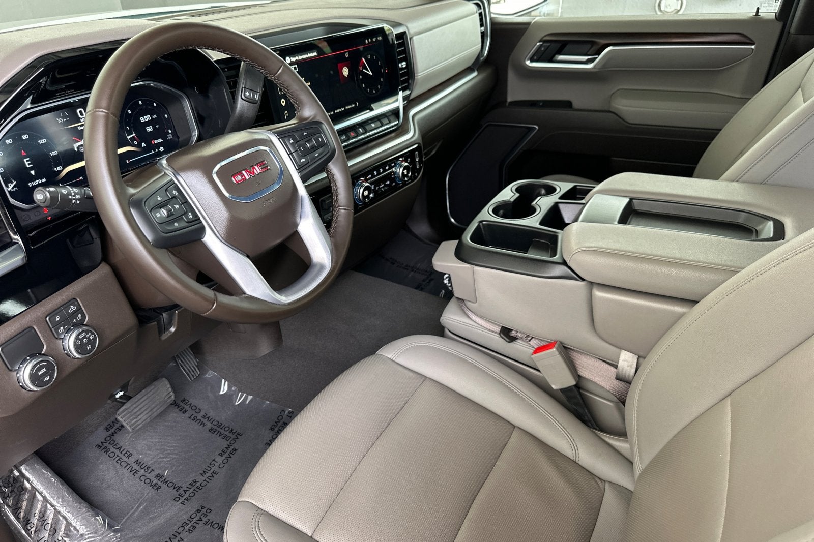 2026 GMC Sierra 1500 SLT - Photo 10