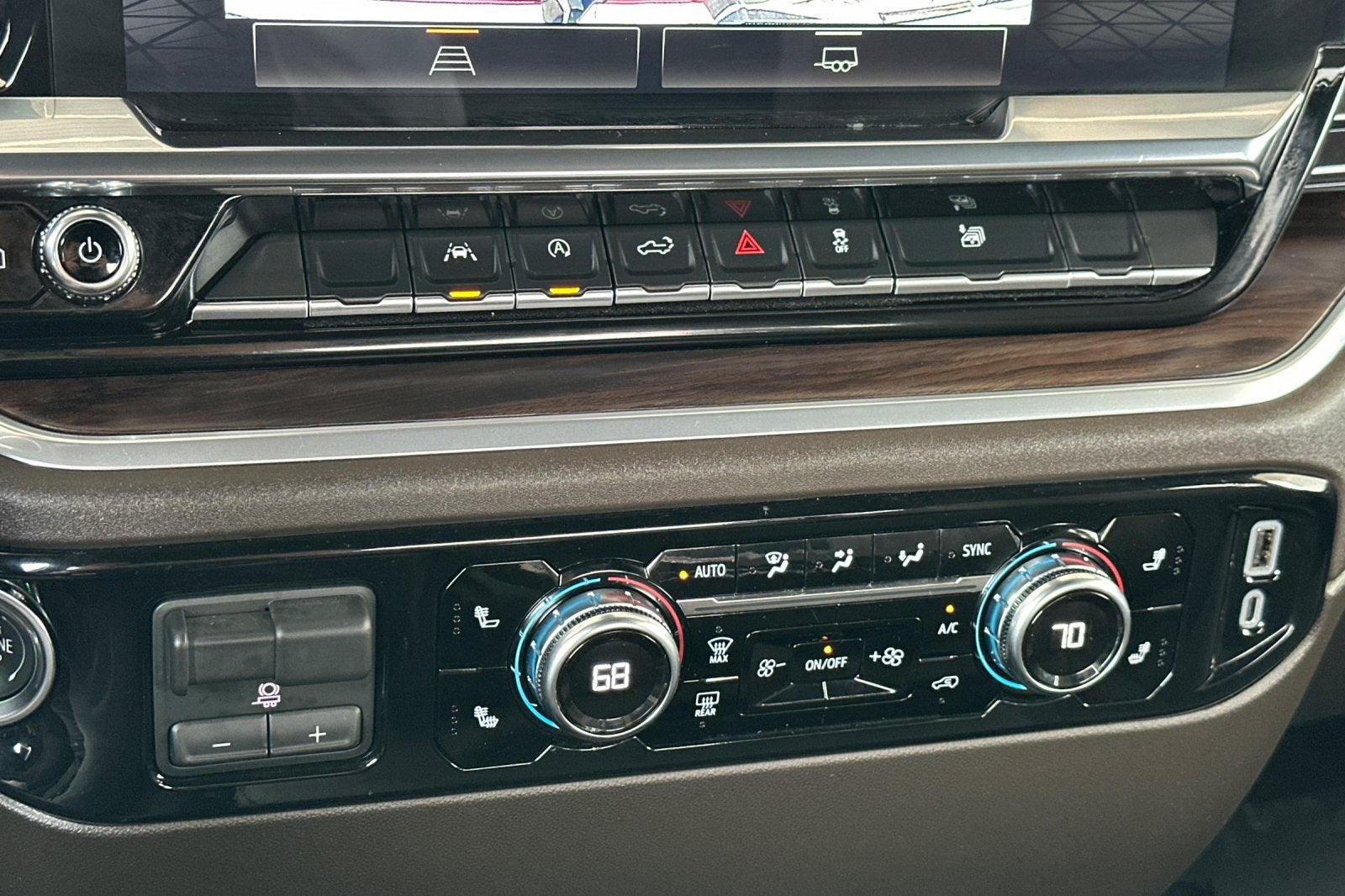 2026 GMC Sierra 1500 SLT - Photo 27