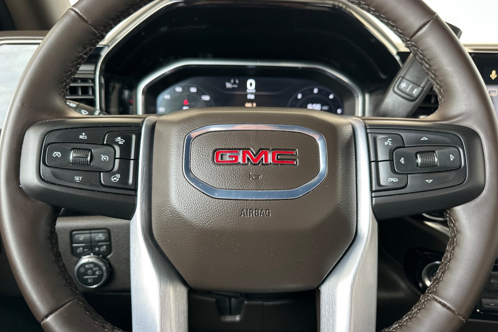 2026 GMC Sierra 1500 SLT - Photo 30