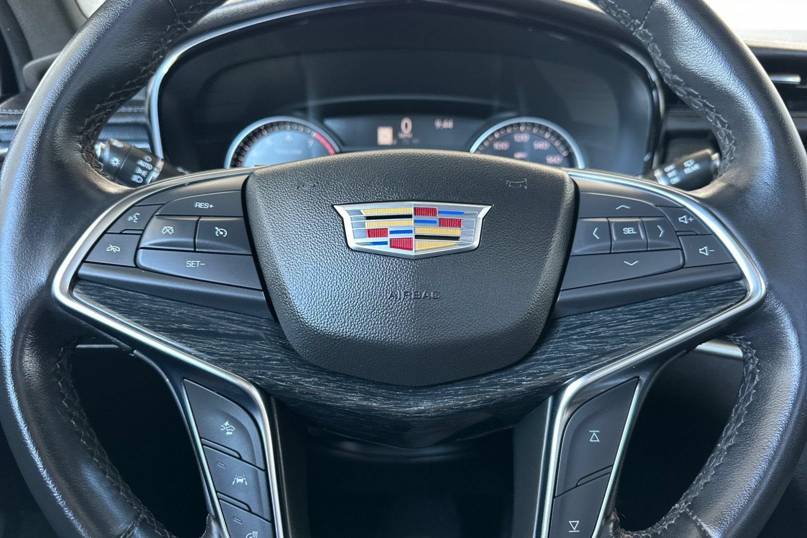 2023 Cadillac XT5 FWD Premium Luxury