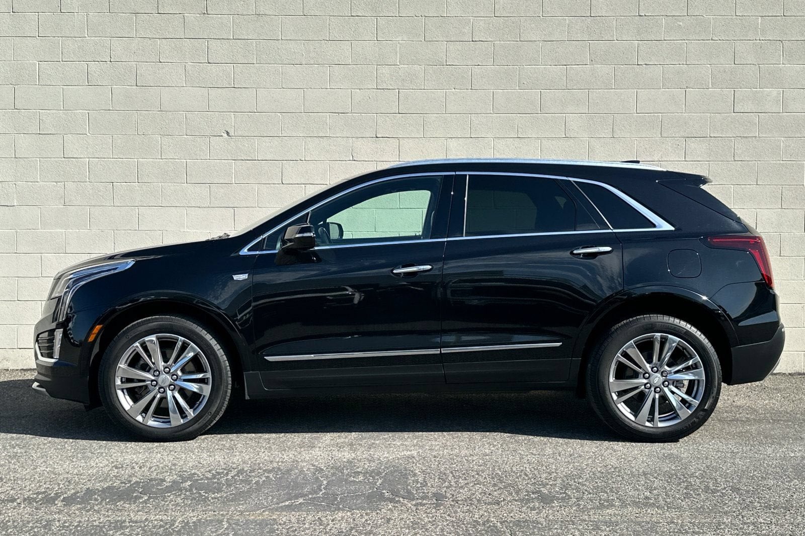 2023 Cadillac XT5 FWD Premium Luxury