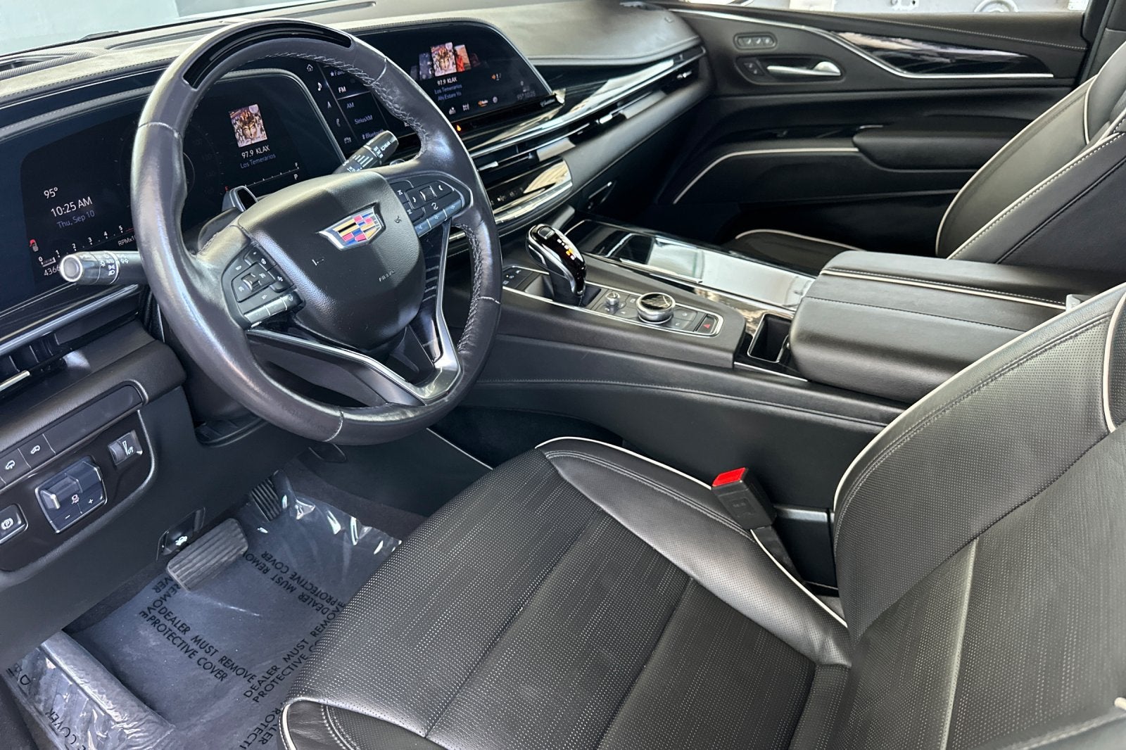 2024 Cadillac Escalade ESV Sport - Photo 10