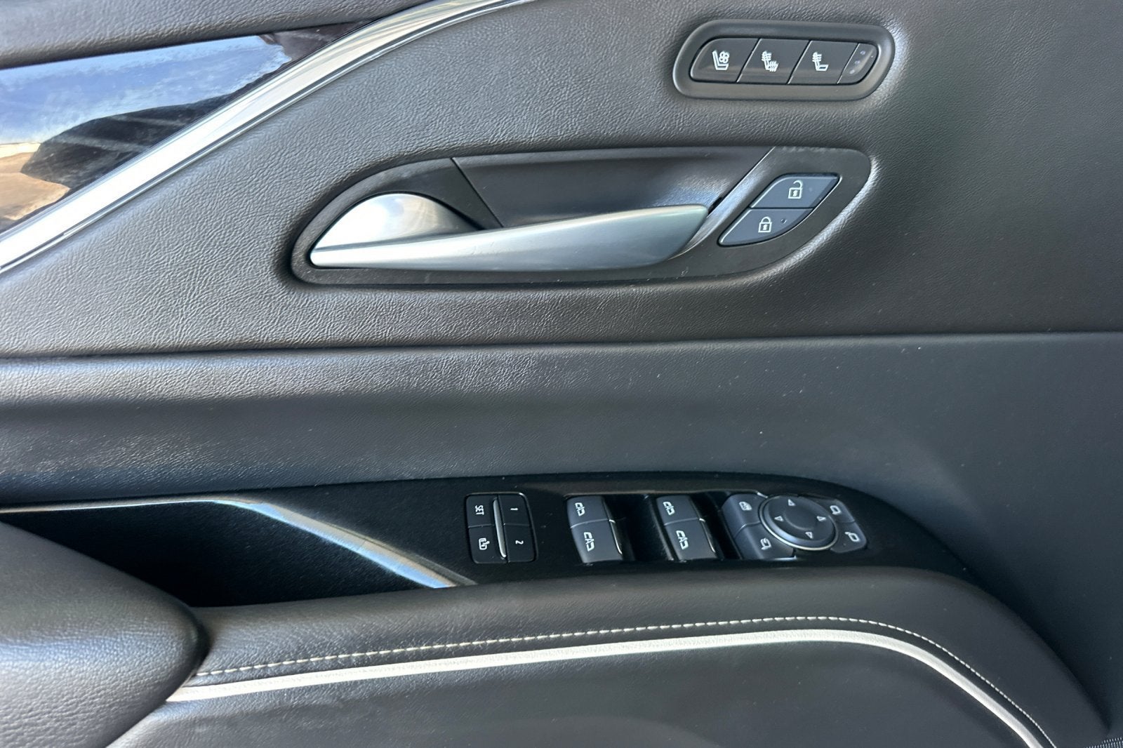 2024 Cadillac Escalade ESV Sport - Photo 11
