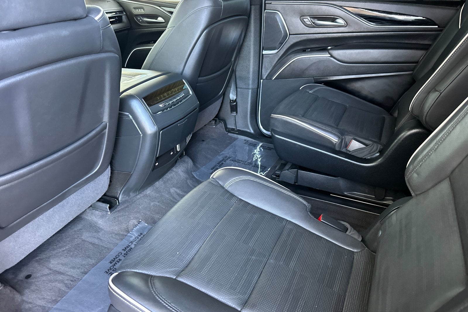 2024 Cadillac Escalade ESV Sport - Photo 14