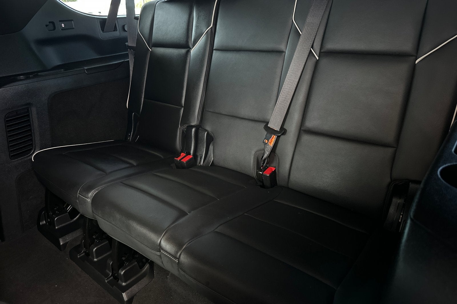 2024 Cadillac Escalade ESV Sport - Photo 19