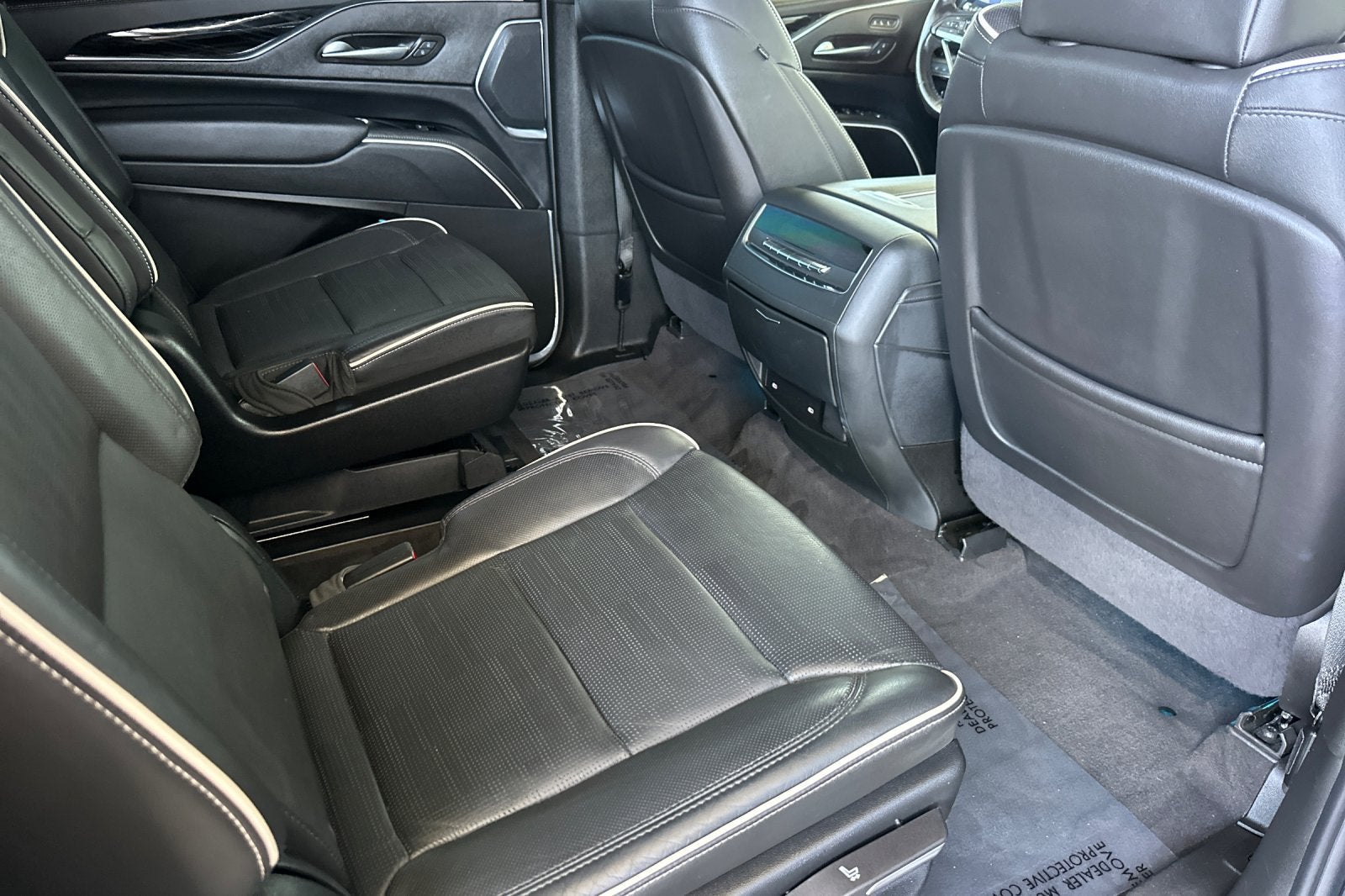 2024 Cadillac Escalade ESV Sport - Photo 20