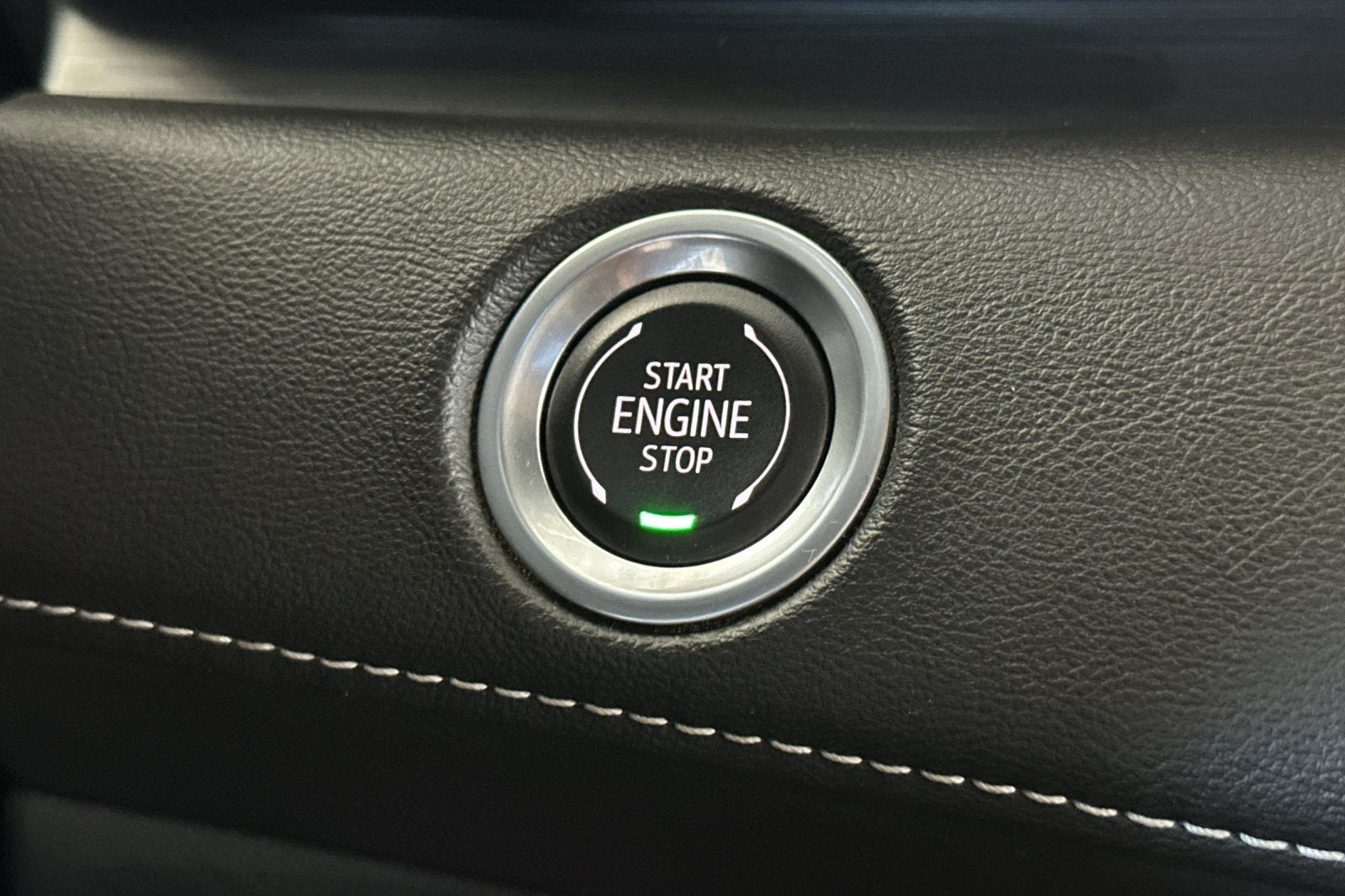 2024 Cadillac Escalade ESV Sport - Photo 32