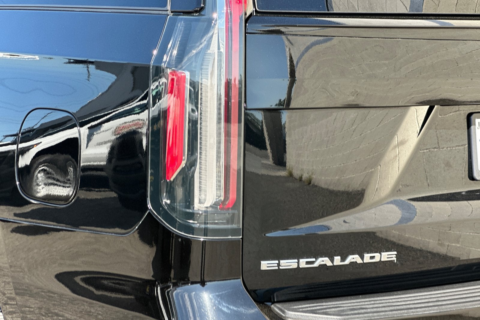 2024 Cadillac Escalade ESV Sport - Photo 40