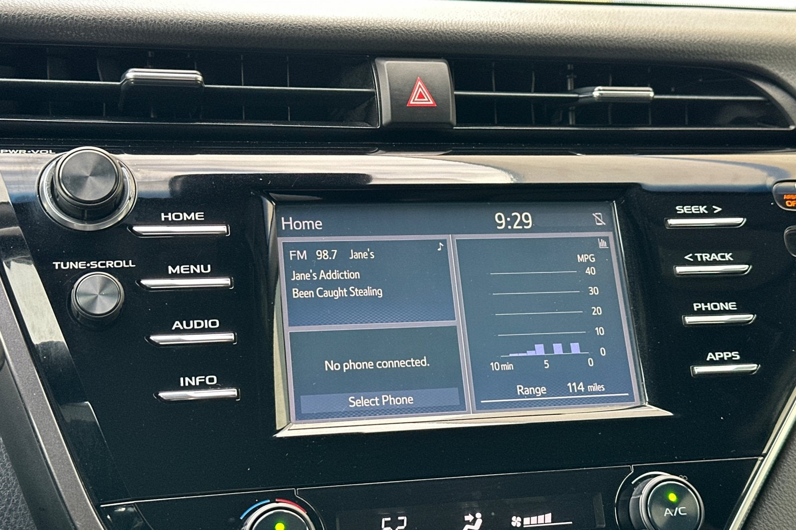 2018 Toyota Camry LE