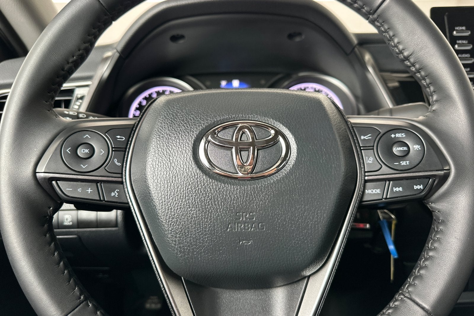 2024 Toyota Camry SE - Photo 27