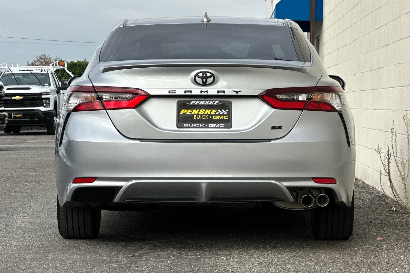 2024 Toyota Camry SE - Photo 5