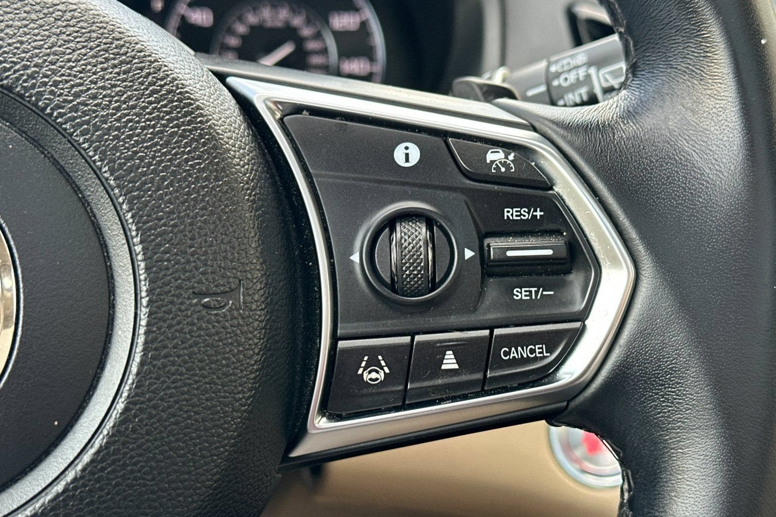 2023 Acura RDX w/Technology Package