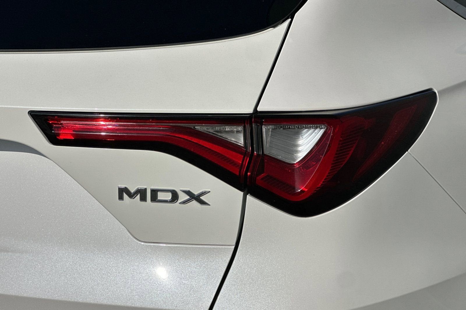 2023 Acura MDX w/Technology Package