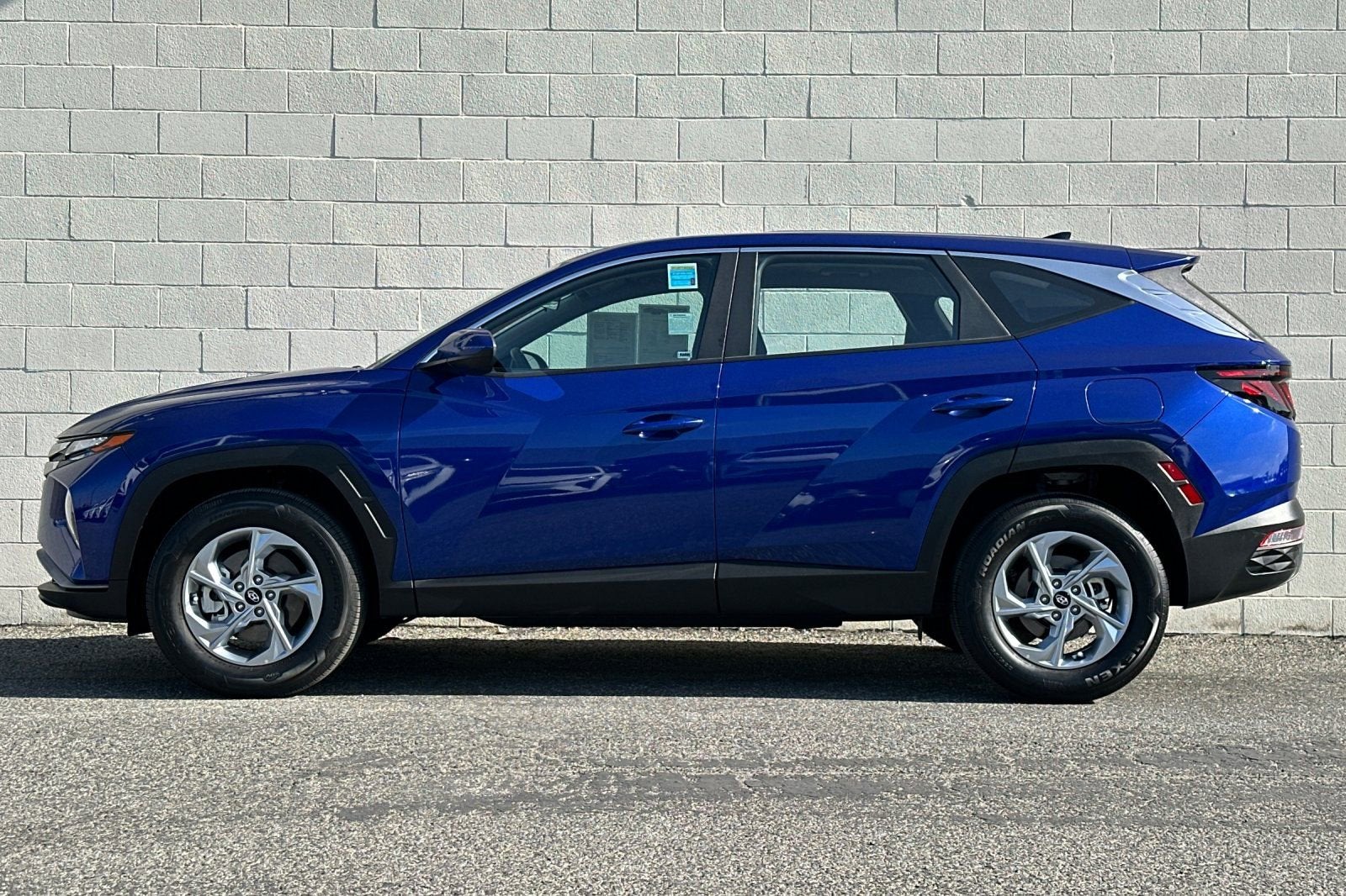 2023 Hyundai Tucson SE