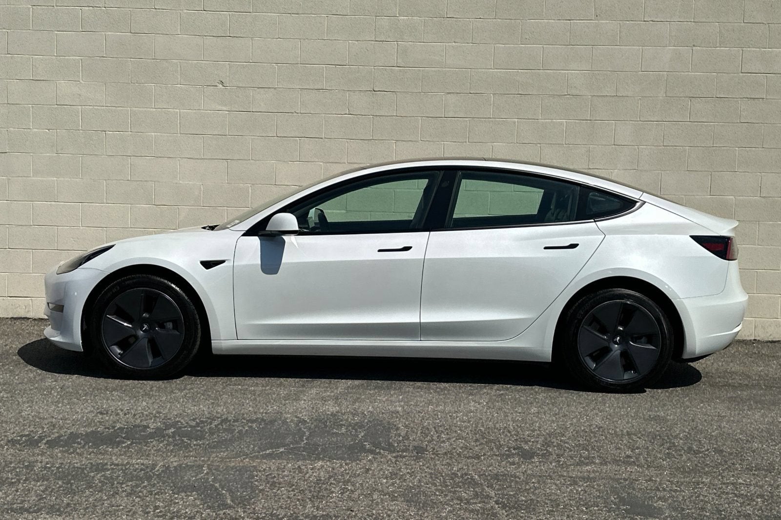 2023 Tesla Model 3 NA