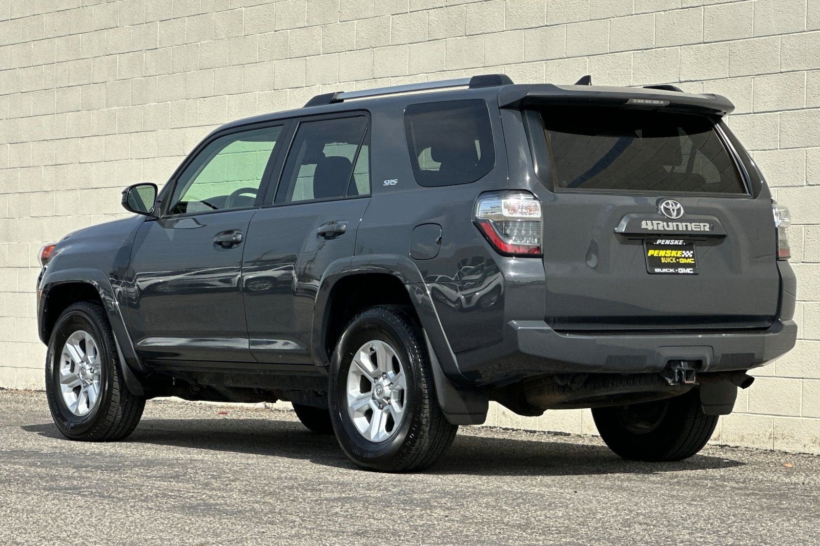 2024 Toyota 4Runner SR5