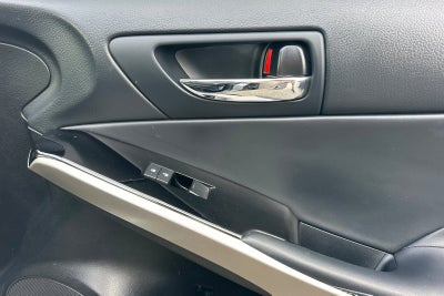 2016 Lexus IS 200t NA