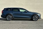 2022 Volvo V60 Cross Country T5