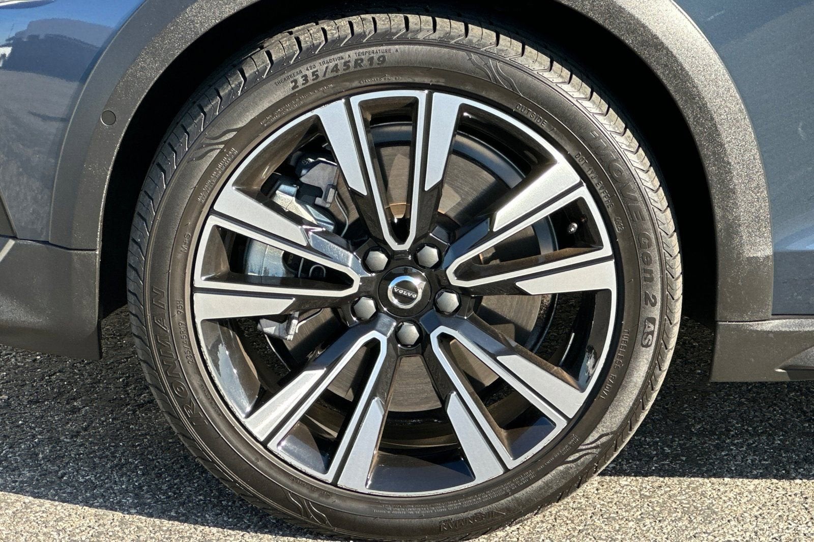 2022 Volvo V60 Cross Country T5